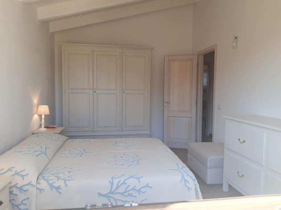 Villa Indipendente Al Mare Budoni Танаунелла Экстерьер фото