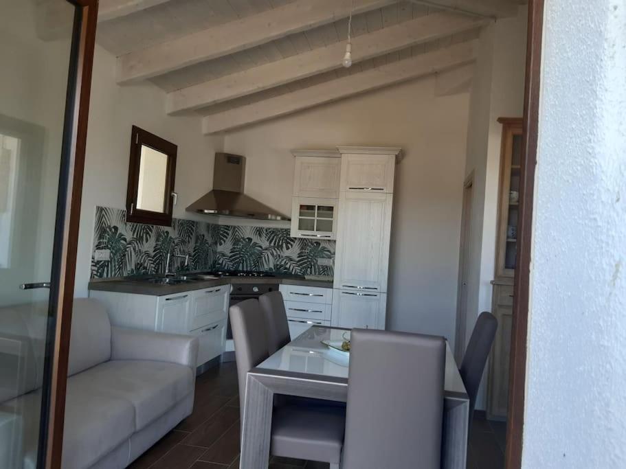 Villa Indipendente Al Mare Budoni Танаунелла Экстерьер фото