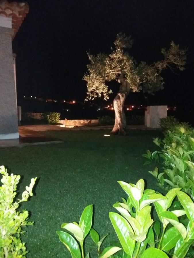 Villa Indipendente Al Mare Budoni Танаунелла Экстерьер фото